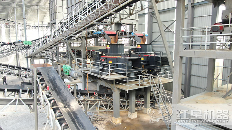 石灰石制沙設備：沖擊式制砂機實拍