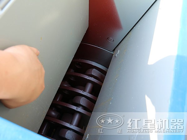 400*300小型錘式破碎機內部細節(jié)展示