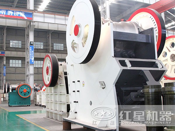 鄂式破碎機(jī) 鄂式破碎機(jī)