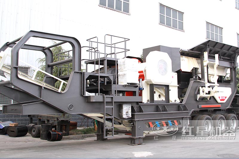 后八輪移動(dòng)石子機(jī)搭配顎破 后八輪移動(dòng)石子機(jī)搭配顎破