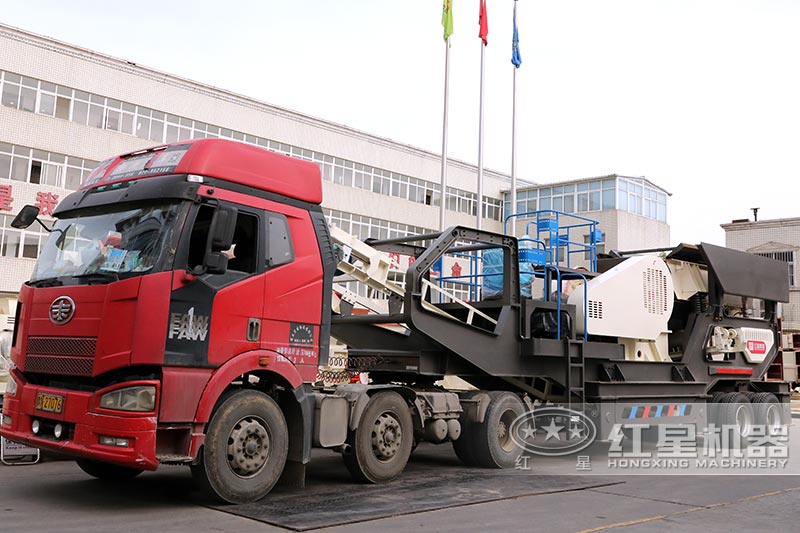 移動(dòng)石子機(jī)準(zhǔn)備發(fā)貨 移動(dòng)石子機(jī)準(zhǔn)備發(fā)貨