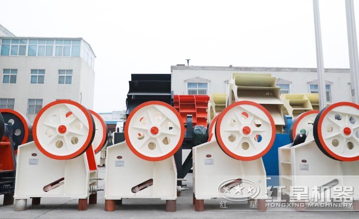 打石子設(shè)備——粗碎顎破 打石子設(shè)備——粗碎顎破