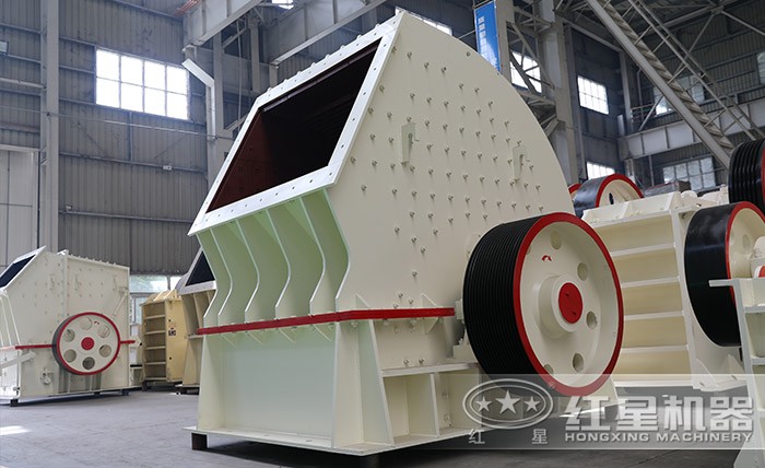 粗碎錘擊式破碎機(jī) 粗碎錘擊式破碎機(jī)