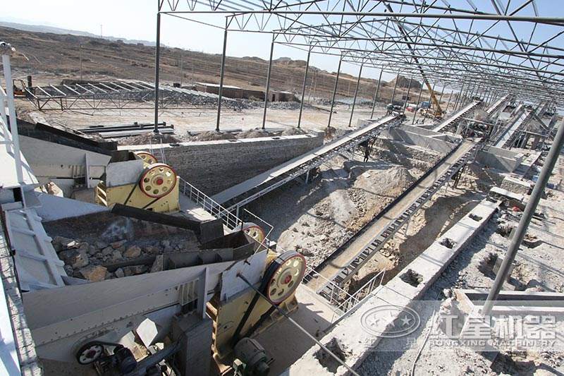 顎式磕石子機(jī)現(xiàn)場(chǎng) 顎式磕石子機(jī)現(xiàn)場(chǎng)