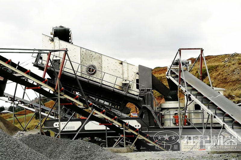 圓錐破移動式破碎站，二段中碎+篩分