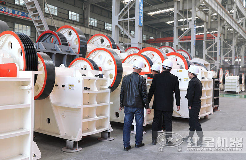 紅星機器大、中、小型鄂破用戶實地考察
